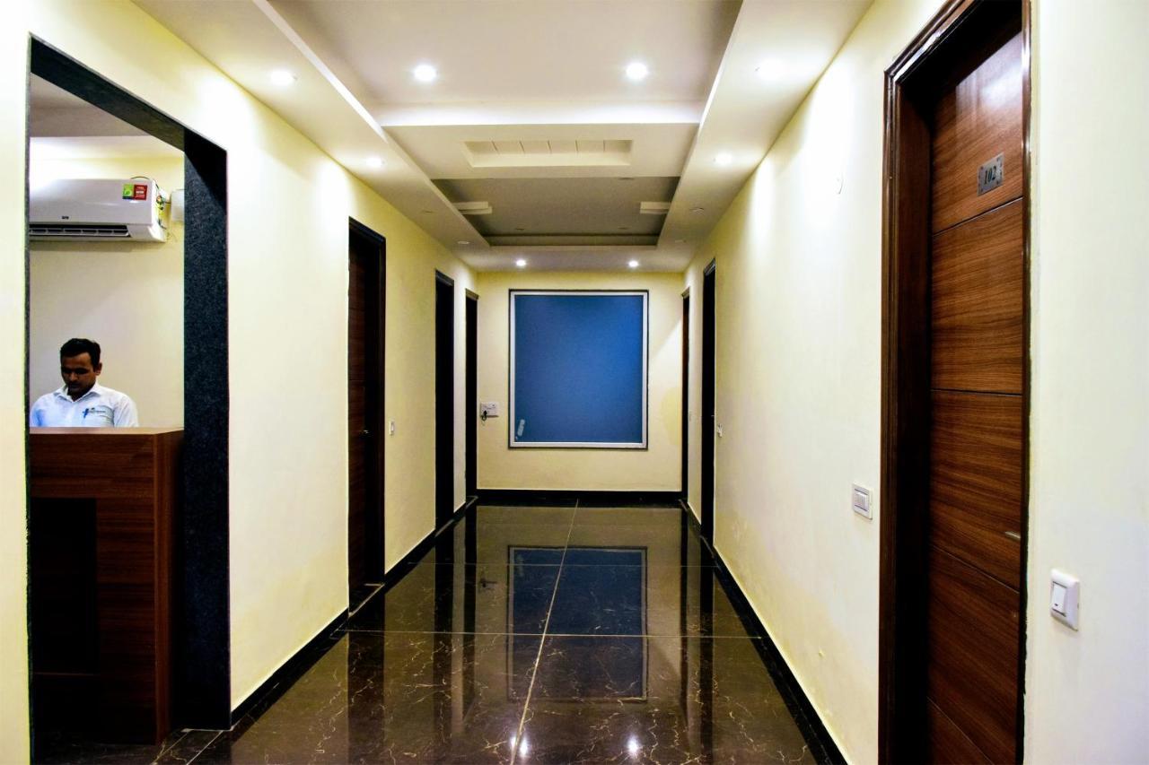 Hotel When In Gurgaon - Opposite To Artemis Hospital Kültér fotó